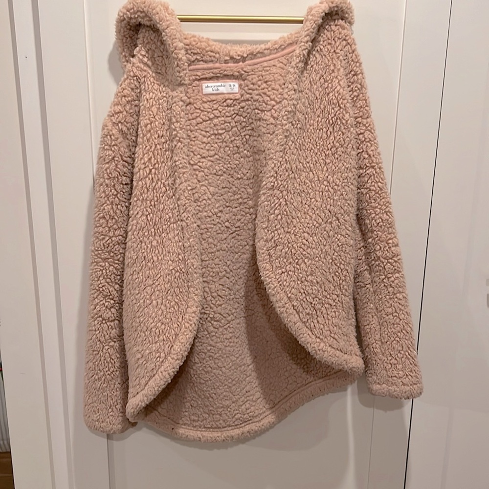 Light pink Abercrombie kids Sherpa